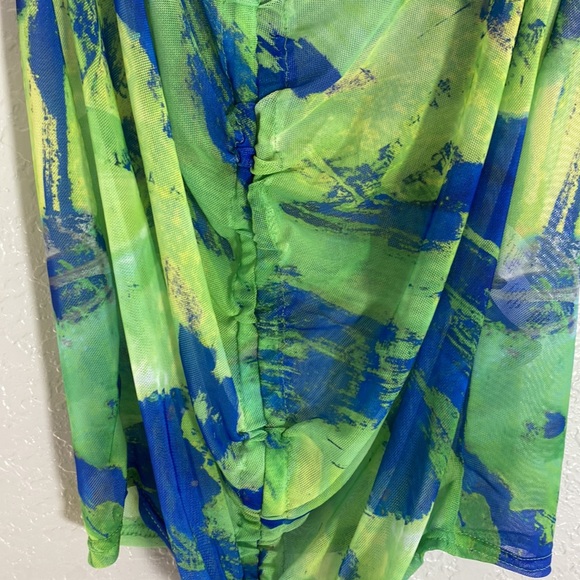 Pretty little thing cover up NWT - Picture 3 of 8